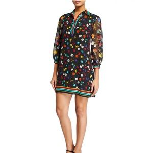 Alice + Olivia
Lalita Collared Blouson-Sleeve Dress!